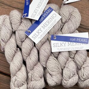 Malabrigo Silky Merino Yarn in Pearl Gray bundle of 5 skeins